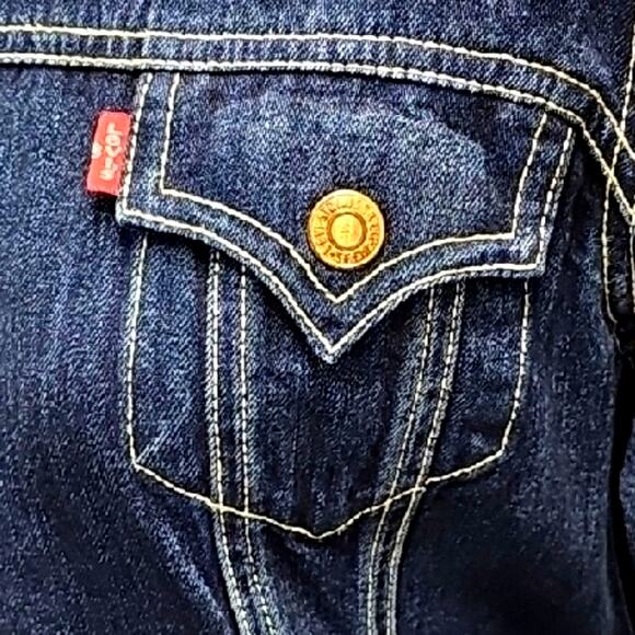 Levi's Strauss Women Classic Dark Denim with Yellow Stitch Jacket and Jeans Set - Picture 6 of 16